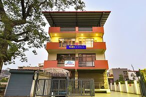 Fabhotel Aayat Home Stay