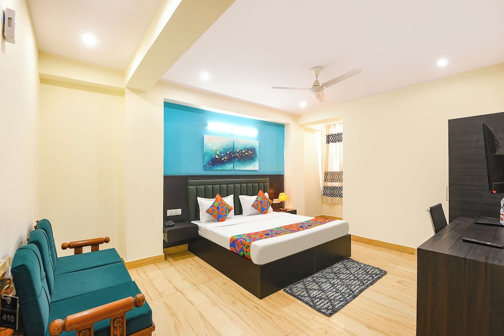 FabHotel Imperial Seven