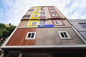 Fabhotel Sbr