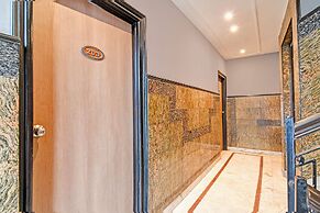 Fabhotel Gulshan International