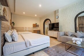 Puri Ratu Jimbaran Villa By Betterplace