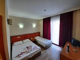 Rivador Hotel