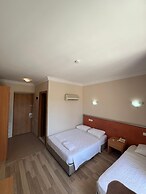 Rivador Hotel