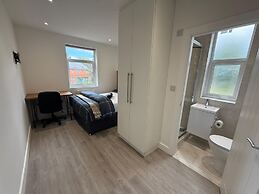Moorfields Villa