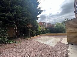 Moorfields Villa