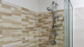 Lovely Rooms by Rentbeat