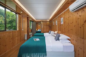 Happy live hotel