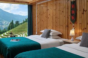 Happy live hotel