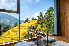 Happy live hotel