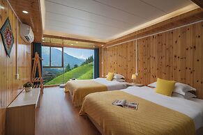 Happy live hotel