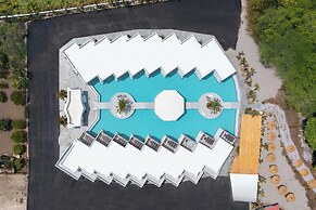Martini Resort