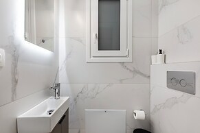 Cozyopolis - Timeless 3-BR in Athens