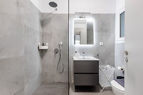 Cozyopolis - Timeless 3-BR in Athens