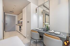 Vogue| Downtown close to Burj Khalifa | Dubai Mall