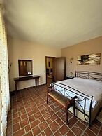Hotel Epavlis