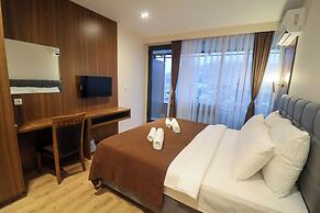 Semitronix Hotel