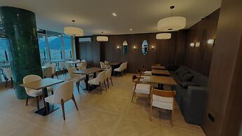 Semitronix Hotel