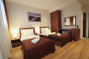 Semitronix Hotel