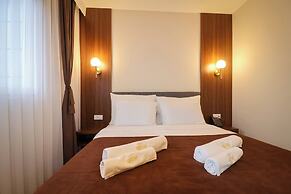 Semitronix Hotel