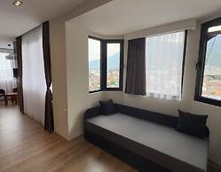 Semitronix Hotel