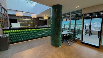 Semitronix Hotel