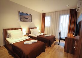Semitronix Hotel