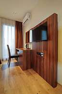 Semitronix Hotel