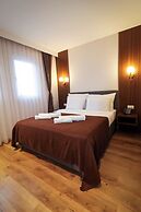 Semitronix Hotel