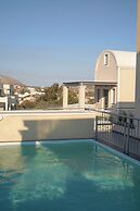 The Noverian Bios Caldera Sunset Suites