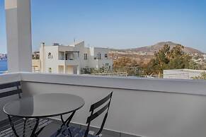 The Noverian Bios Caldera Sunset Suites