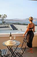 The Noverian Bios Caldera Sunset Suites