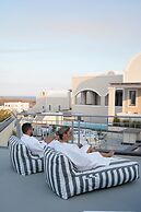The Noverian Bios Caldera Sunset Suites