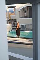 The Noverian Bios Caldera Sunset Suites