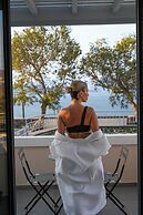 The Noverian Bios Caldera Sunset Suites
