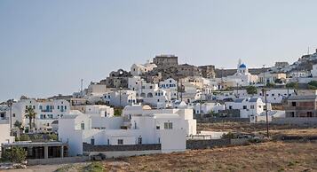 The Noverian Bios Caldera Sunset Suites