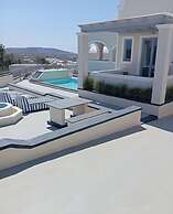 The Noverian Bios Caldera Sunset Suites