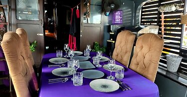 Sabai Sabai Liveaboard Bangkok