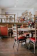 Green Sheep Boutique Hotel