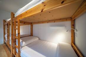 Aran Hostel
