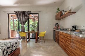 TRECE LUNAS TULUM