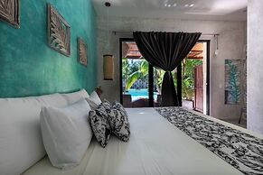 TRECE LUNAS TULUM