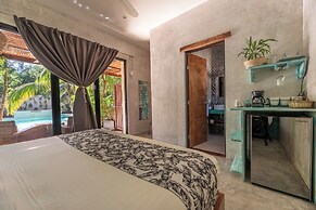 TRECE LUNAS TULUM