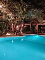 TRECE LUNAS TULUM