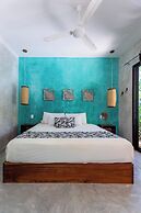TRECE LUNAS TULUM