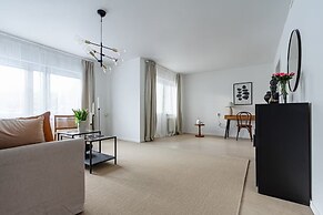 Affordable SoFo Stays