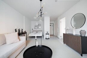 Affordable SoFo Stays
