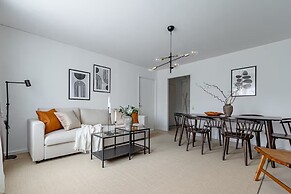 Affordable SoFo Stays