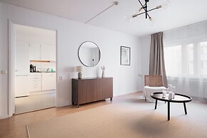 Affordable SoFo Stays