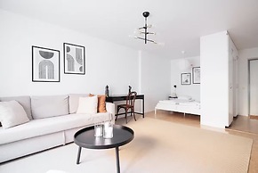 Affordable SoFo Stays