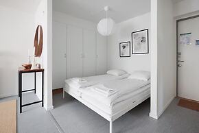 Affordable SoFo Stays